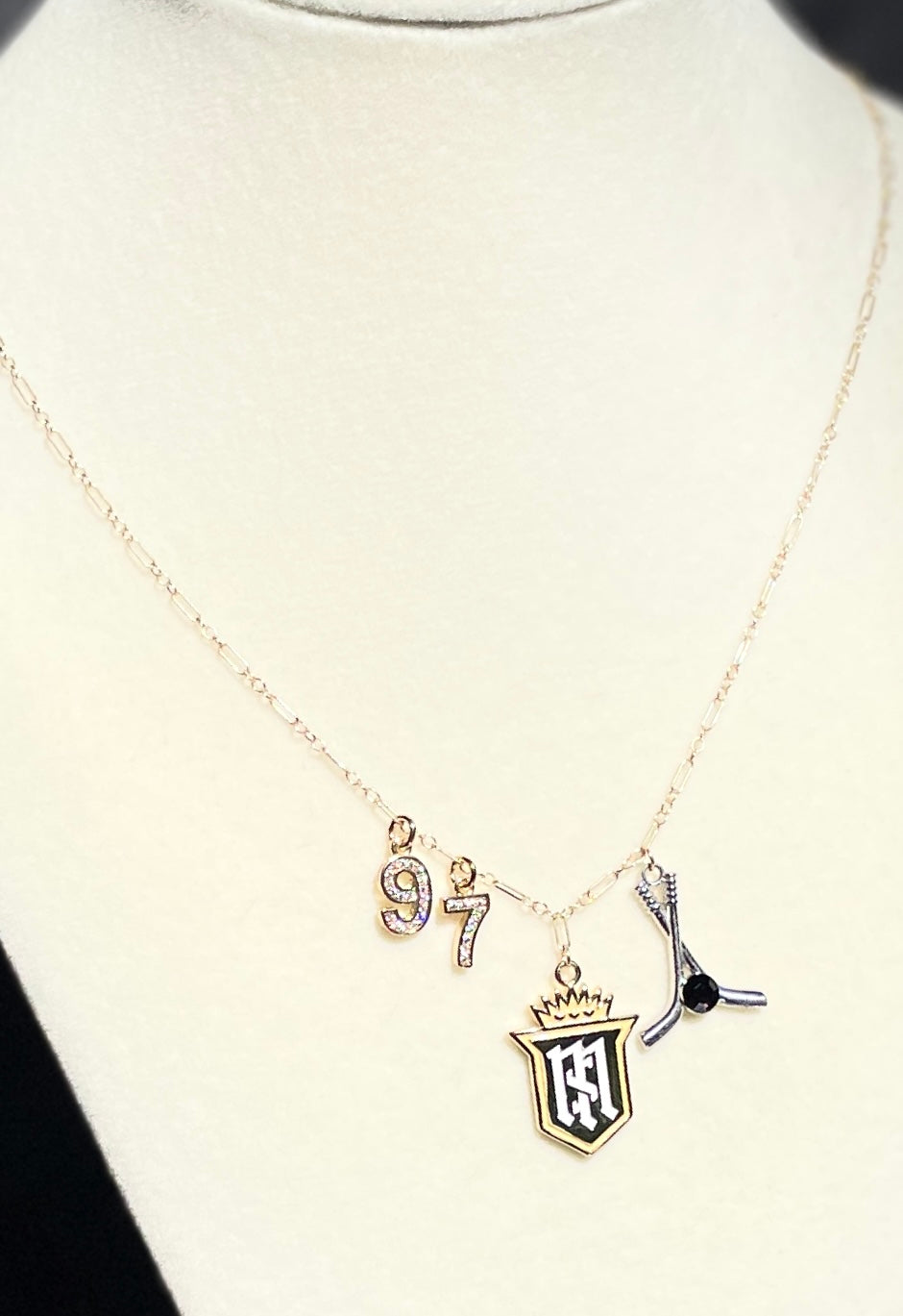 Servite Hockey Necklace