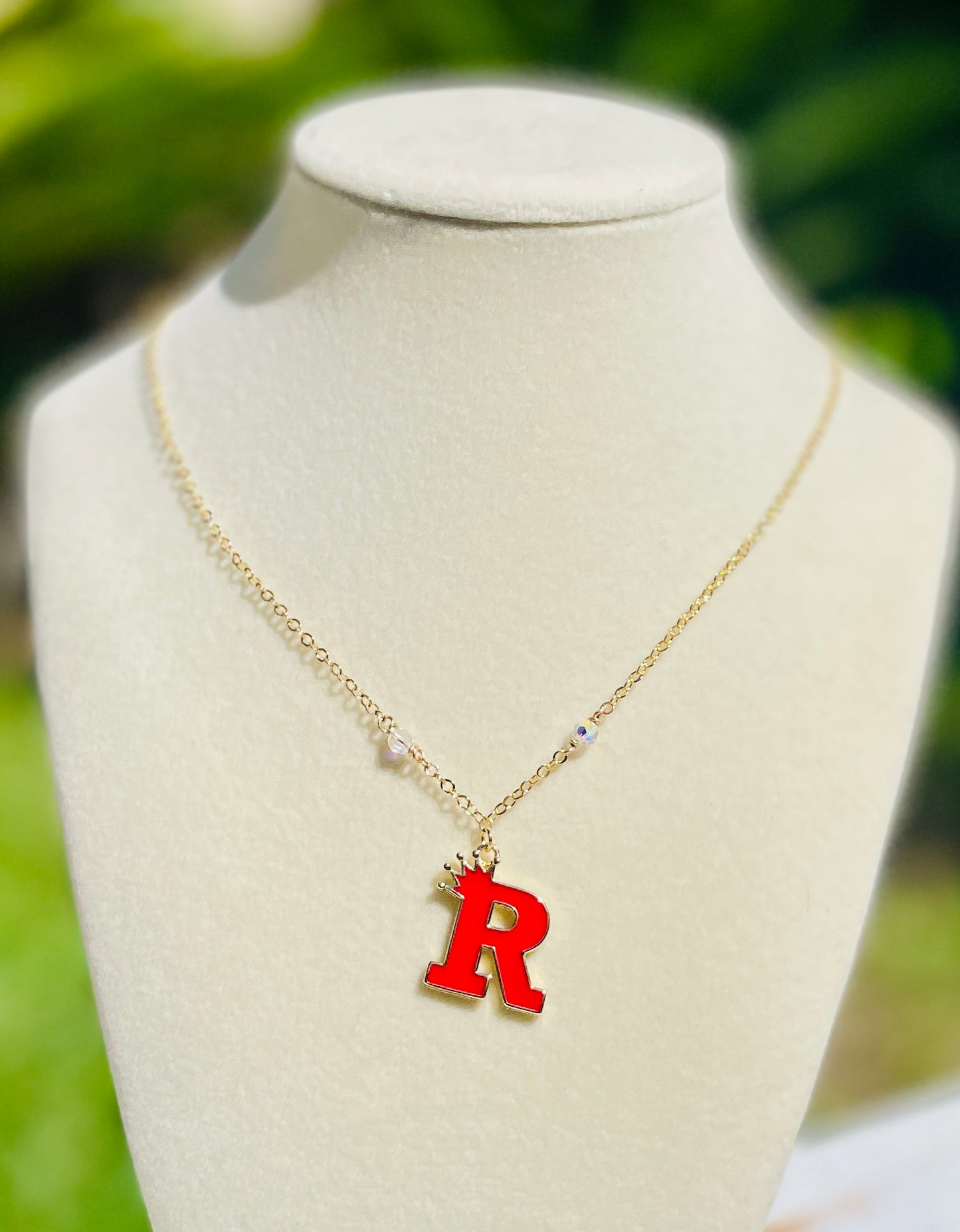 Rosary Academy Necklace ‘R’