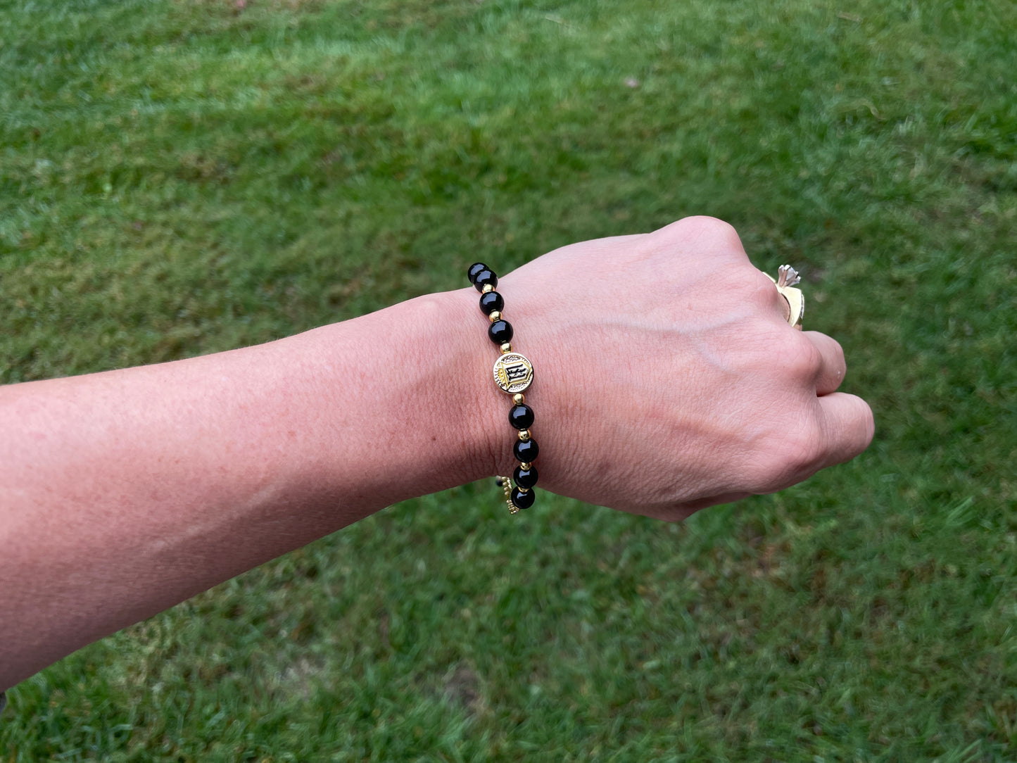Servite Crest Bracelet – Mother of Pearl or Black Onyx Bracelets