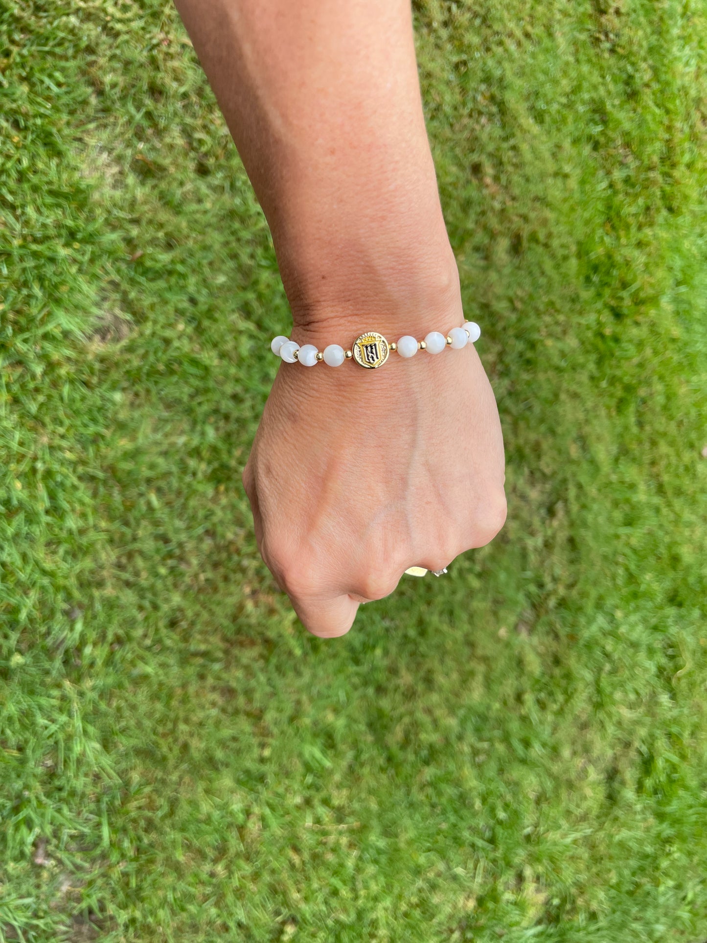 Servite Crest Bracelet – Mother of Pearl or Black Onyx Bracelets